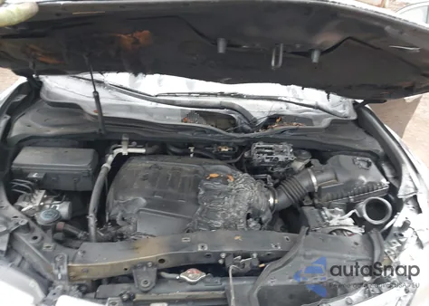 2014 Acura Mdx z USA, uszkodzony, nr VIN 5FRYD3H28EB017117